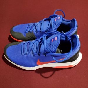 Nike Air Max Court Wildcat Men's Size 11.5 shoes